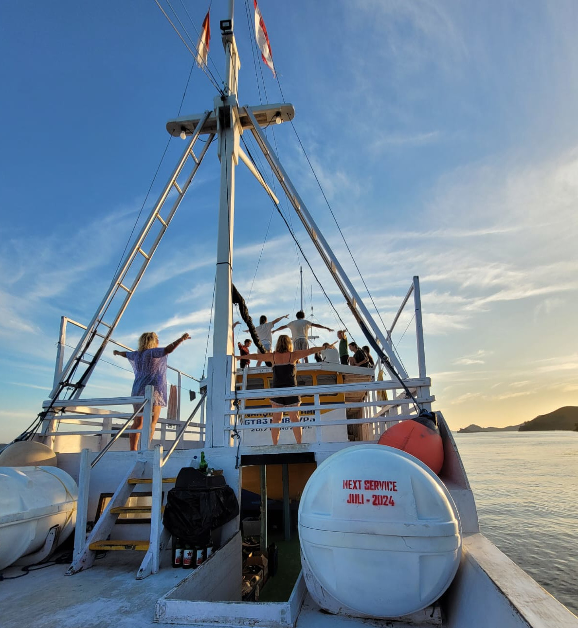 Leading Boat Yoga