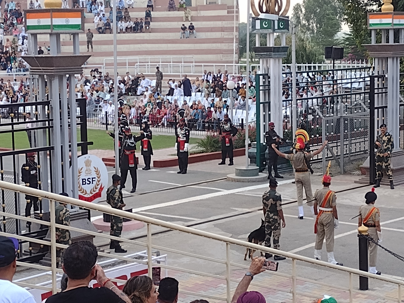 Changing of the Guard at the India-Pakistan border