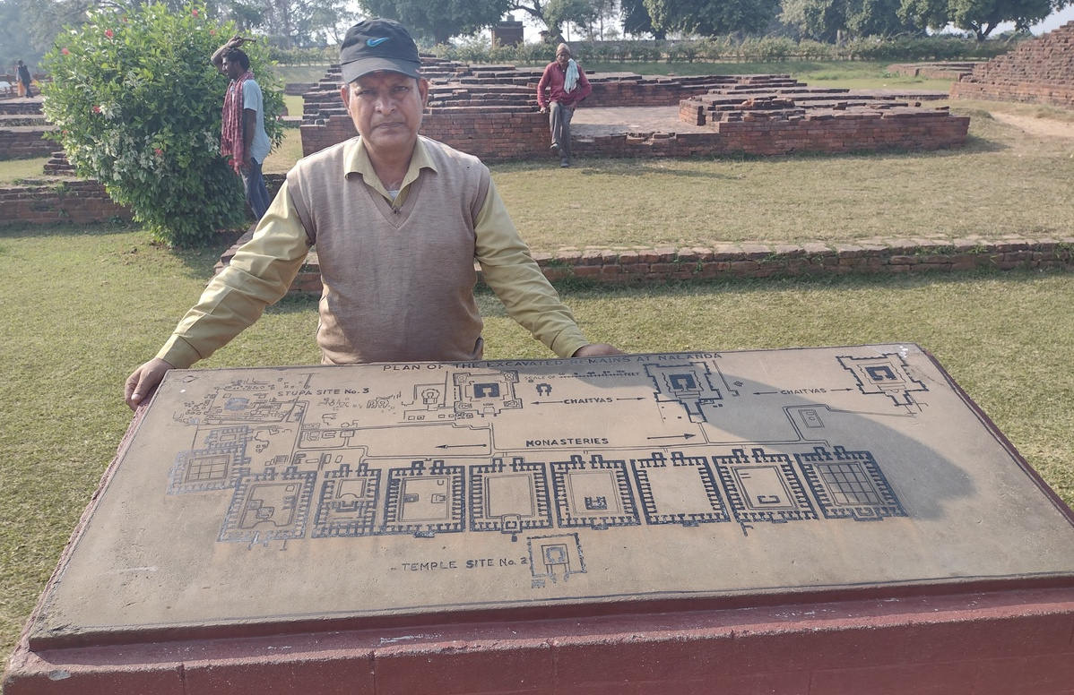 Guide at Nalanda